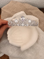 Zirkonia Diadem Silber – Tiara 4 cm hoch filigran | ONDEGO®