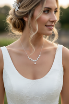 Halskette Silber mit Perle & Zirkonia – filigrane Brautkette im Blätterdesign
