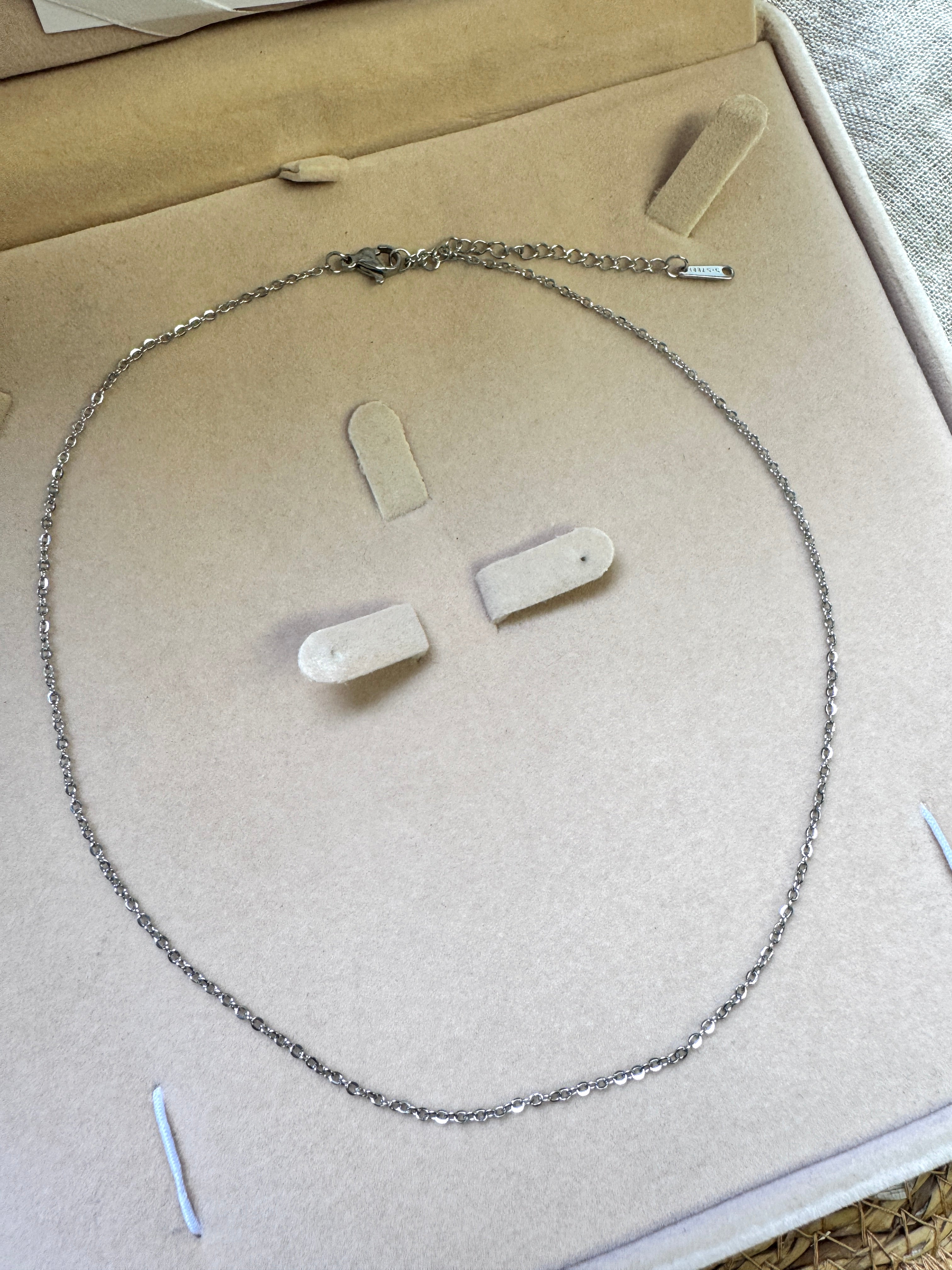 Silber Edelstahl Schmuckset mit Perle – Halskette & abnehmbare Rückenkette | ONDEGO®