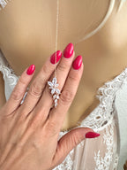 Elegante Rückenkette mit Zirkonia-Blätter Anhänger – filigraner Rückenschmuck | ONDEGO®