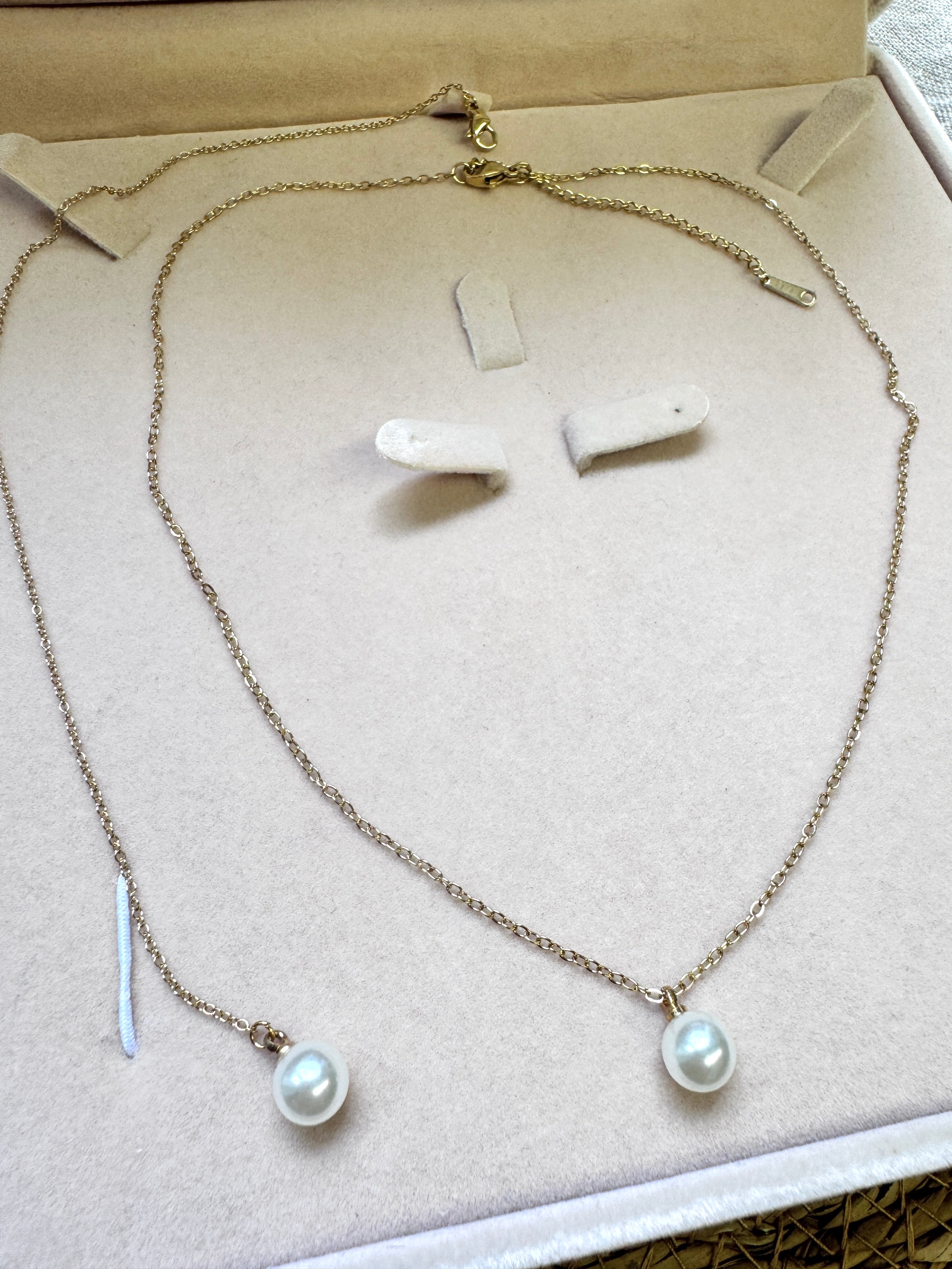 Gold Edelstahl Schmuckset mit Perle – Halskette & abnehmbare Rückenkette | ONDEGO®