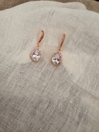 Roségold Tropfen Ohrringe mit AAA+ Zirkonia – Elegante Ohrhänger | ONDEGO®