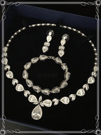 Zirkonia Schmuckset Silber – Collier, Ohrringe & Armband mit Tropfen-Design | ONDEGO®