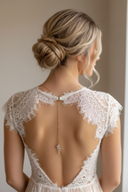 Elegante Rückenkette mit Zirkonia-Blätter Anhänger – filigraner Rückenschmuck | ONDEGO®