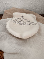 Zartes Diadem Silber – Strass Tiara 3,5 cm hoch filigran | ONDEGO®