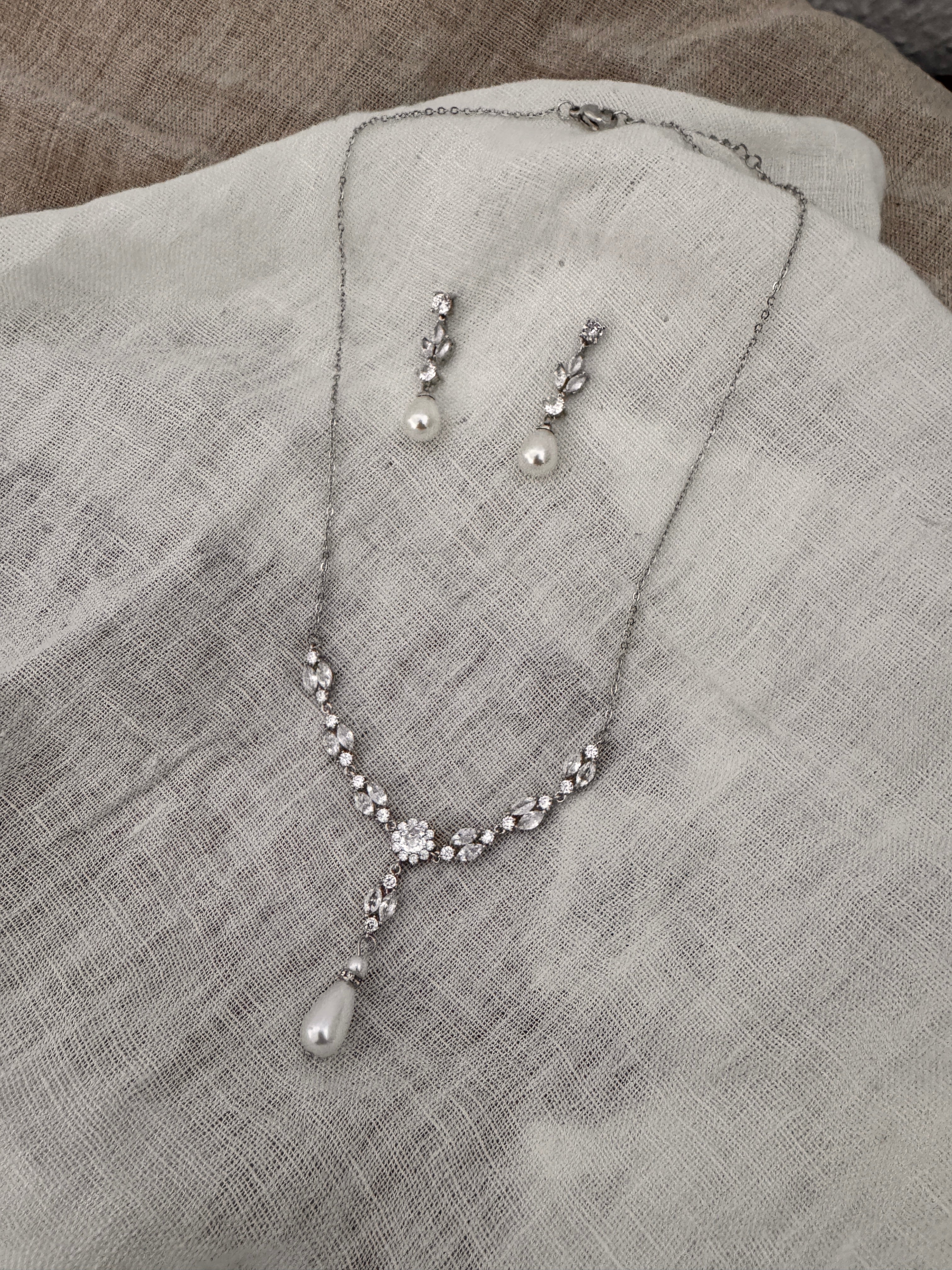 Elegantes Brautschmuck Set Silber – Zirkonia Kette & Ohrringe | ONDEGO®