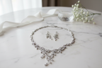 Zirkonia Schmuckset mit Collier & Ohrringen – eleganter Brautschmuck in Silber | ONDEGO®