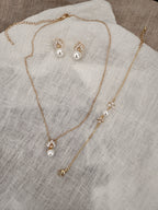 Brautschmuck Set Gold mit Perlen & Zirkonia – Halskette, Ohrringe & Armband 3-teilig
