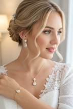 Brautschmuck Set Gold – Zirkonia Tropfen Kette, Ohrringe & Armband verstellbar | ONDEGO®