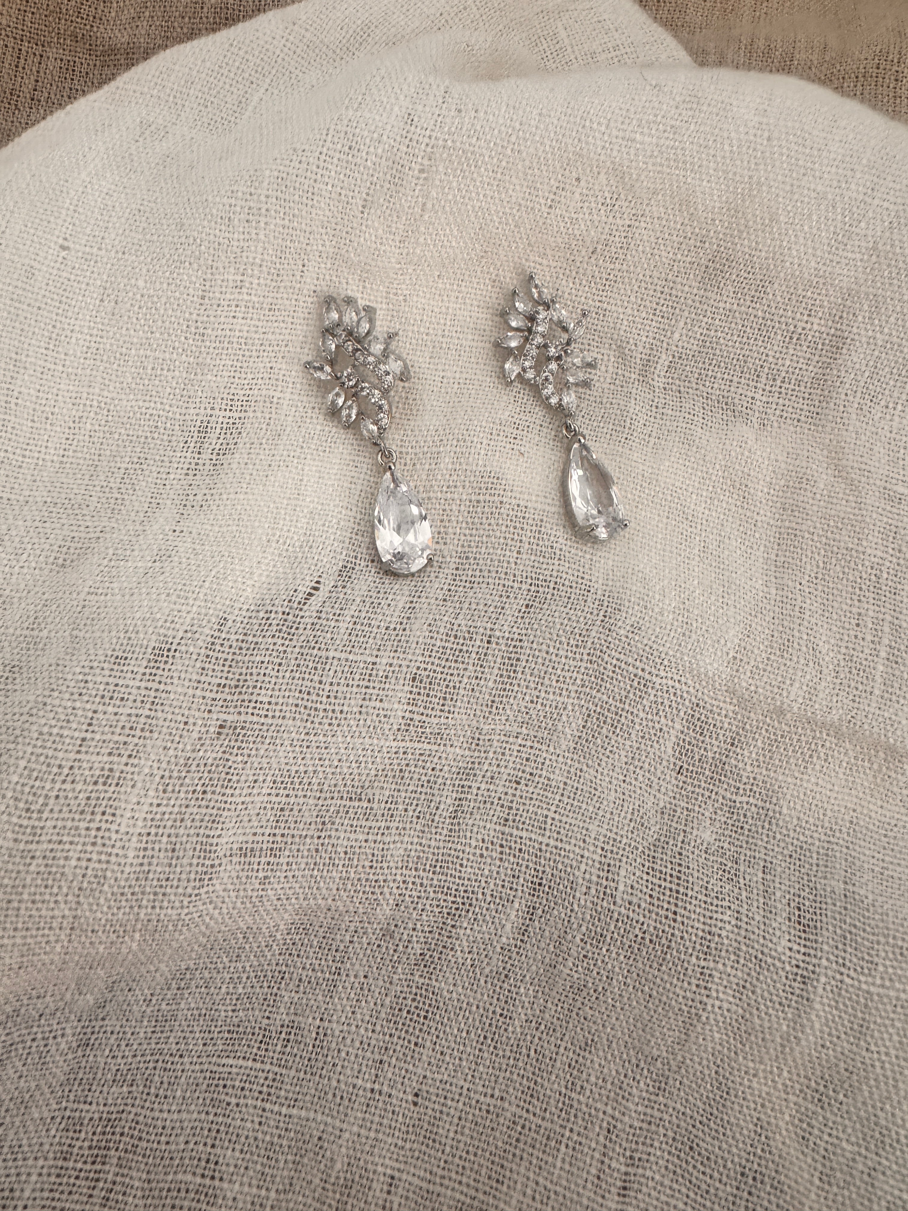 Zirkonia Tropfen Ohrringe Silber – Braut Ohrringe mit Tropfenanhänger 4 cm | Hochzeitsschmuck Damen