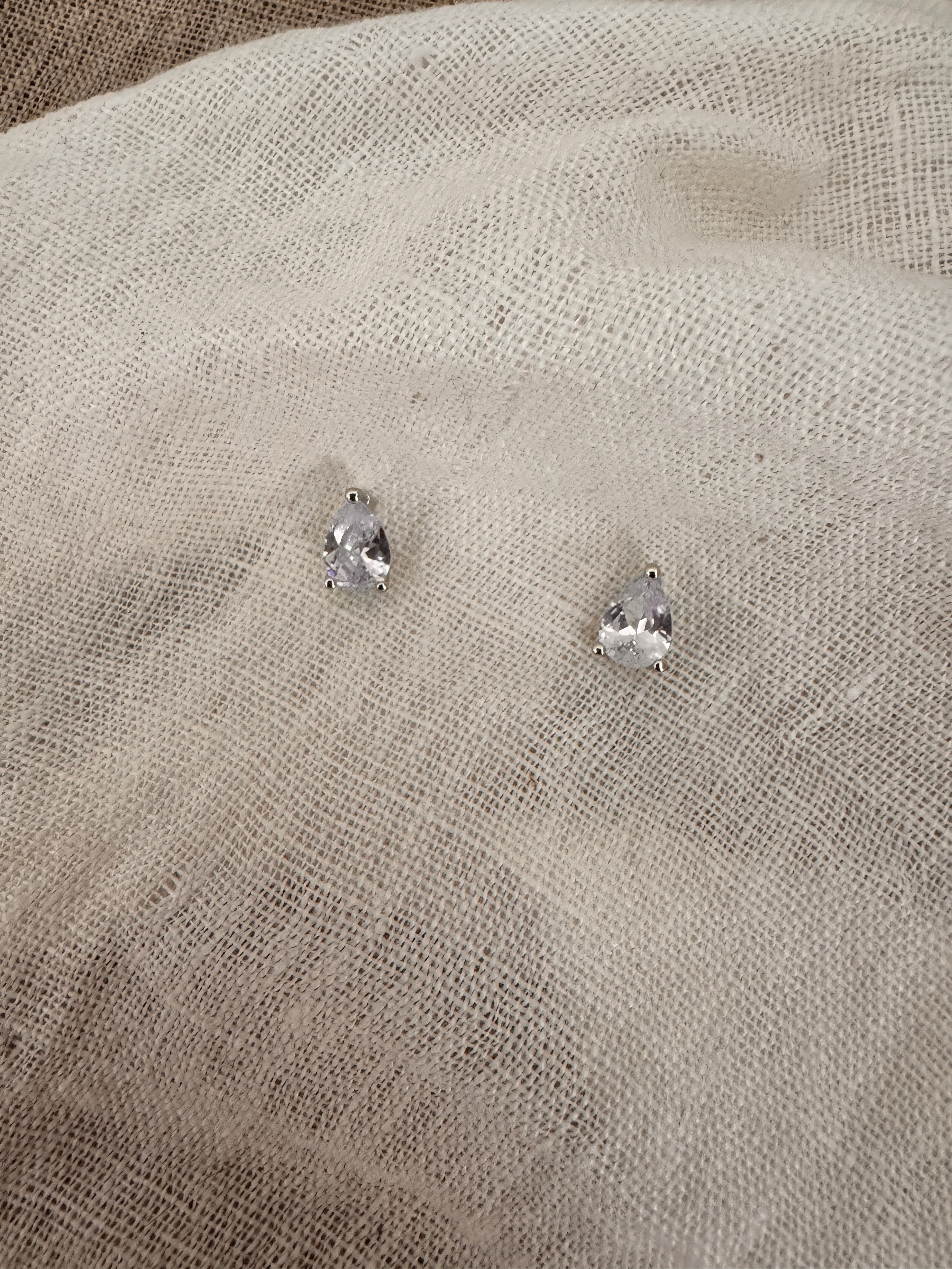 Zirkonia Ohrringe Silber – zarte Ohrstecker 0,8 cm
