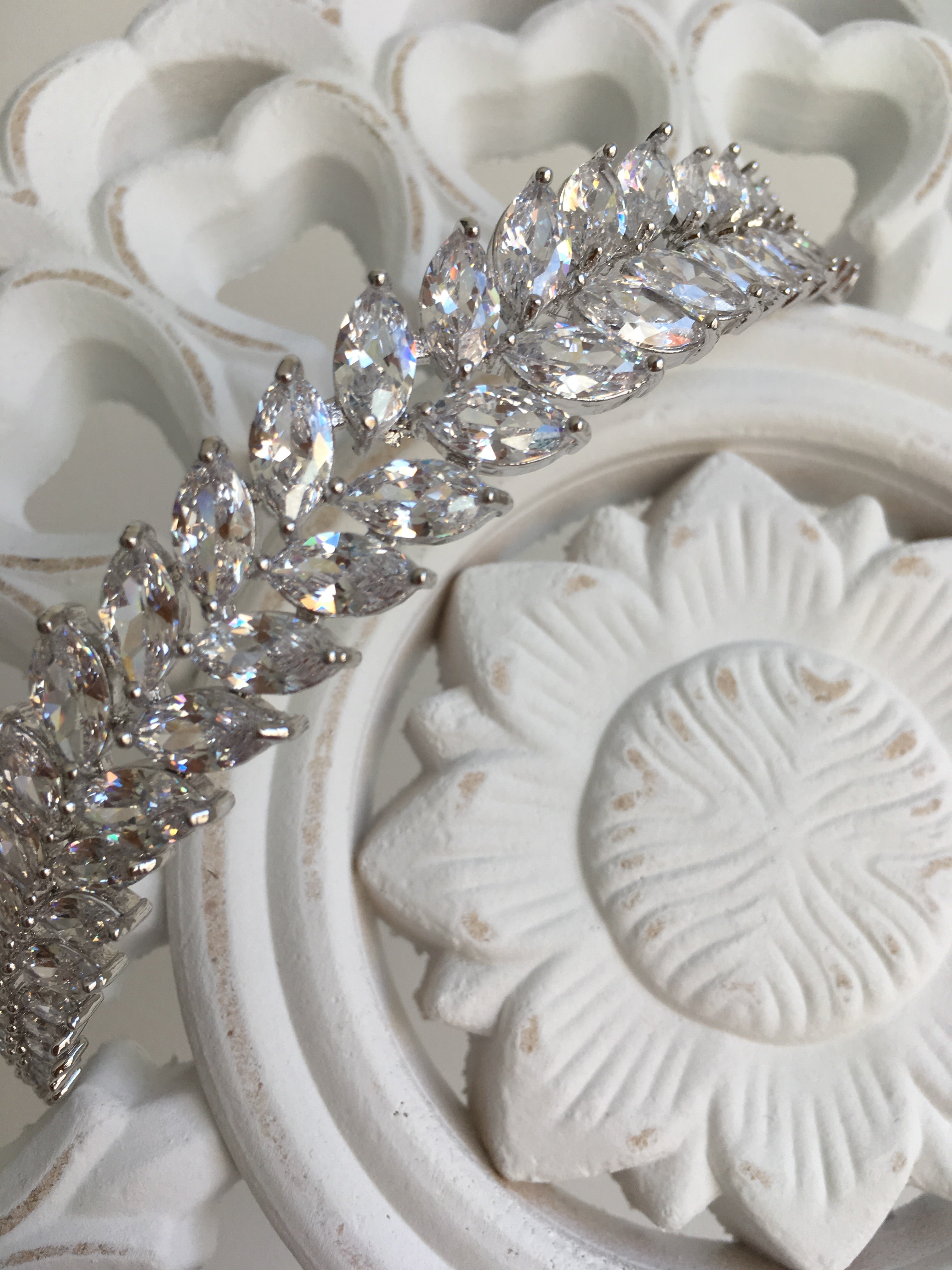 tiara-glitzer-ondego