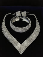 XXL Schmuckset Damen Silber – 3-teiliges Strass Collier, Ohrringe & Armband – Brautschmuck für Hochzeit, Abiball & Gala | ONDEGO®