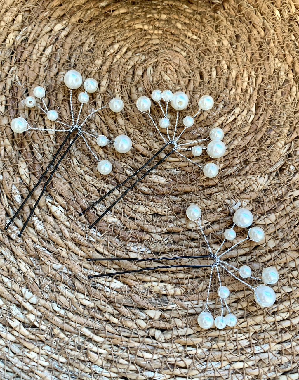 stecknadeln-mit-perlen-hochzeit-accessoires-braut-haarschmuck-filigran-und-elegant