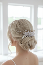 Gold Blüten Haarkamm – Ivory Chiffonblüten mit Perlen & Strass | Vintage Brauthaarschmuck | ONDEGO®