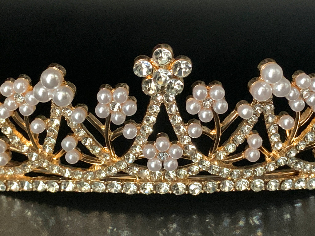 perlen-diadem-gold-hochzeitsschmuck-funkelnde-brautkrone-mit-strass
