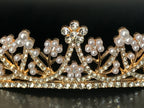 perlen-diadem-gold-hochzeitsschmuck-funkelnde-brautkrone-mit-strass