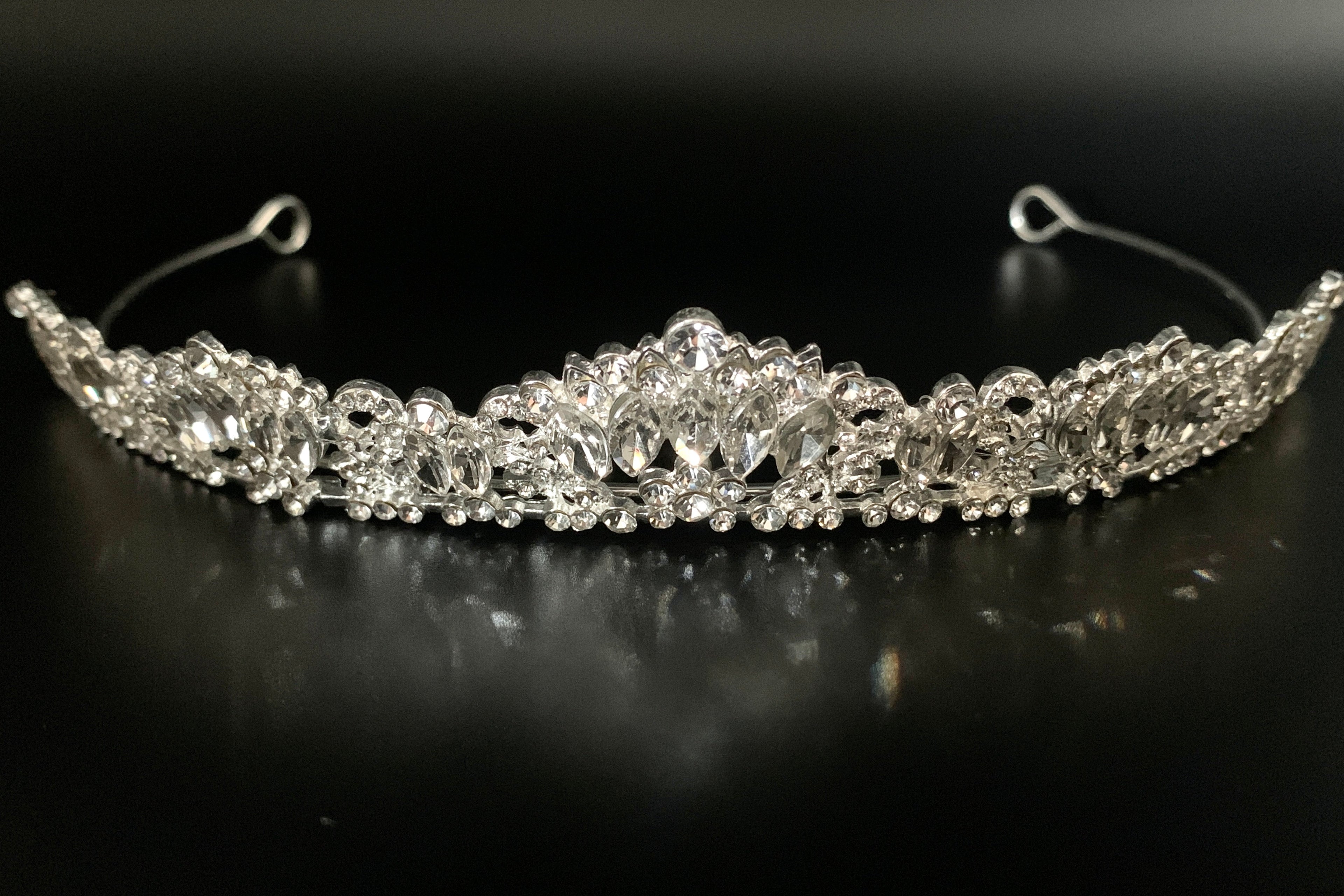 hochwertiger-hochzeitshaarschmuck-silber-mit-kristallsteinen