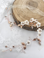 3D Blüten Haardraht Roségold – Brauthaarschmuck mit Perlen & Strass | ONDEGO®