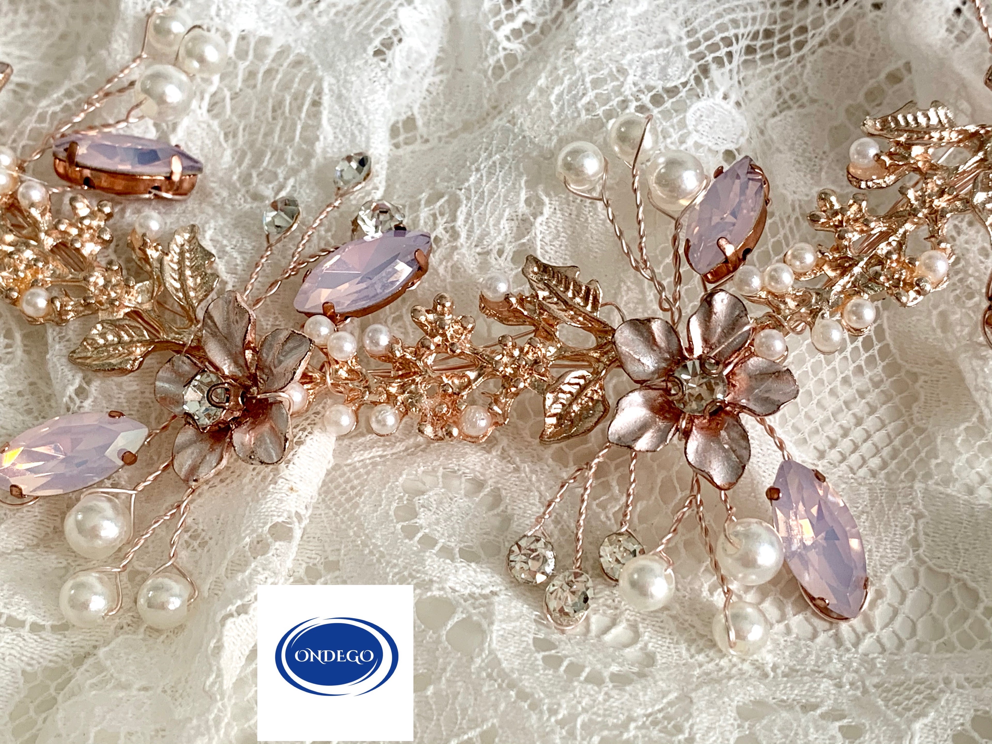 Haardraht Roségold – Perlen Strass Blüten Haarschmuck flexibel – Brautschmuck Diadem für Hochzeit Abiball Kommunion festliche Frisuren | ONDEGO®