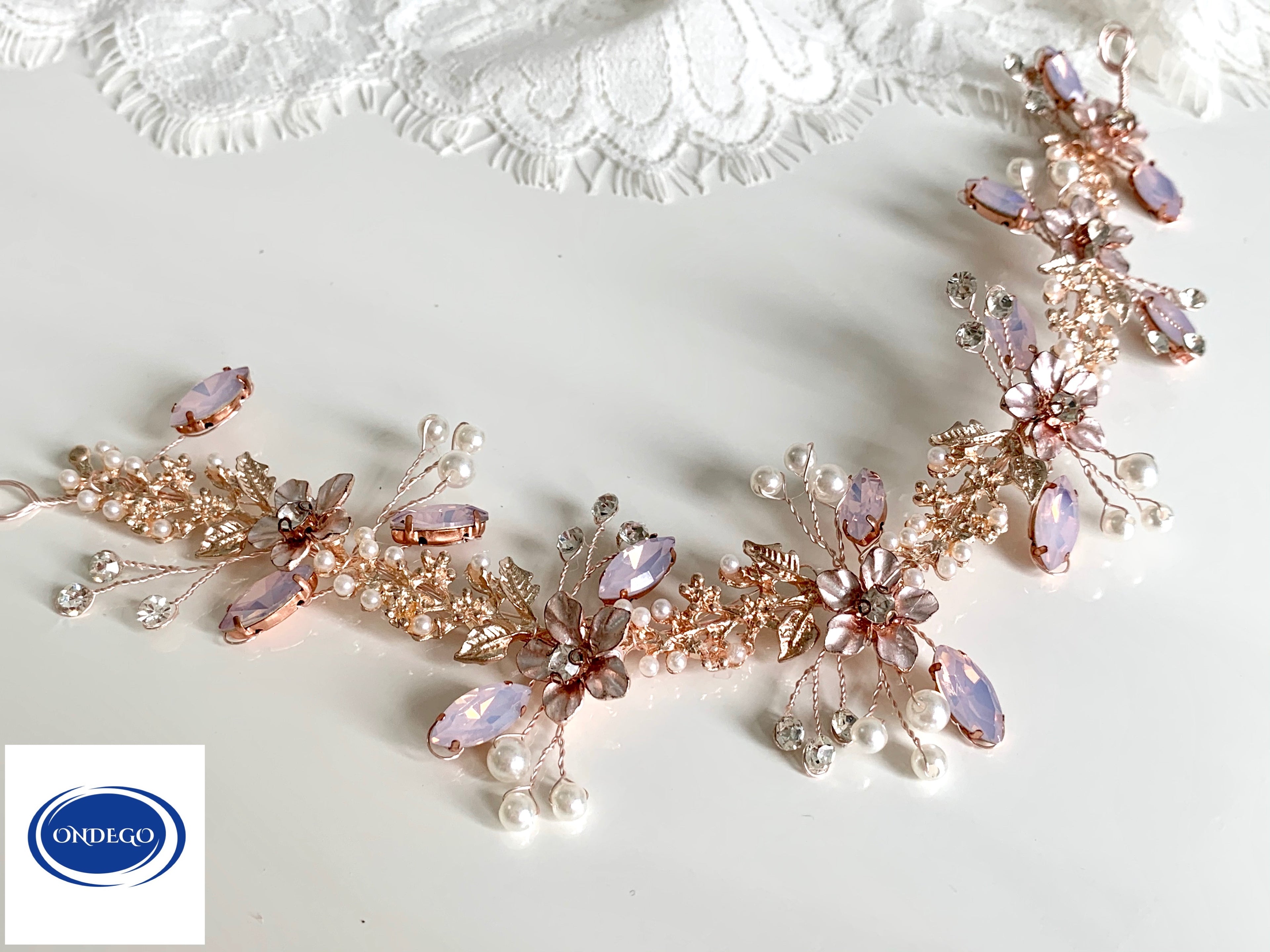 Haardraht Roségold – Perlen Strass Blüten Haarschmuck flexibel – Brautschmuck Diadem für Hochzeit Abiball Kommunion festliche Frisuren | ONDEGO®