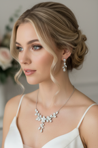 Zirkonia Blüten Schmuckset Silber – Collier, Ohrringe & Armband mit AAA+ Zirkonia | ONDEGO®