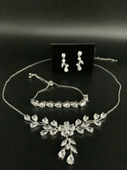 Zirkonia Blüten Schmuckset Silber – Collier, Ohrringe & Armband mit AAA+ Zirkonia | ONDEGO®