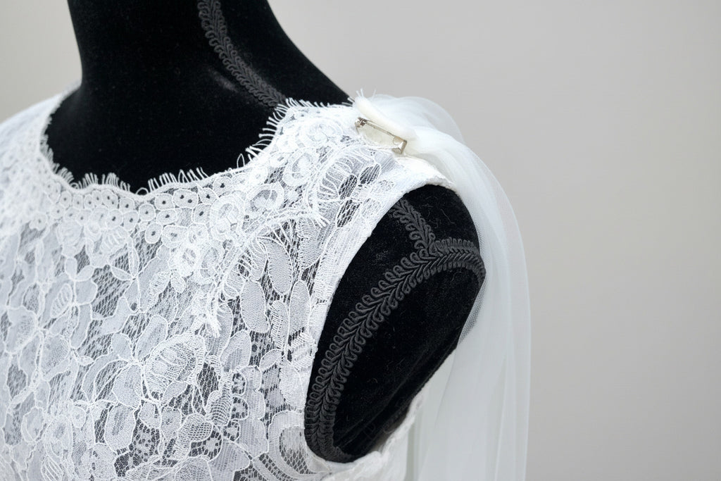 Cape Brautumhang IVORY – 3 m Kathedral-Brautschleier aus Softtüll für Hochzeit & Standesamt | ONDEGO®