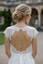 Elegante Rückenkette mit Strassperlen – glamouröser Rückenschmuck für Braut & besondere Anlässe | ONDEGO®