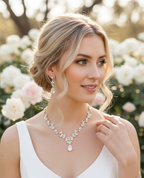 Zirkonia Blüten Schmuckset Gold – Collier, Ohrringe & Armband mit AAA+ Zirkonia | ONDEGO®