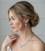 Zirkonia Schmuckset mit Blüten-Design – Collier, Ohrringe & Armband in Silber | ONDEGO®