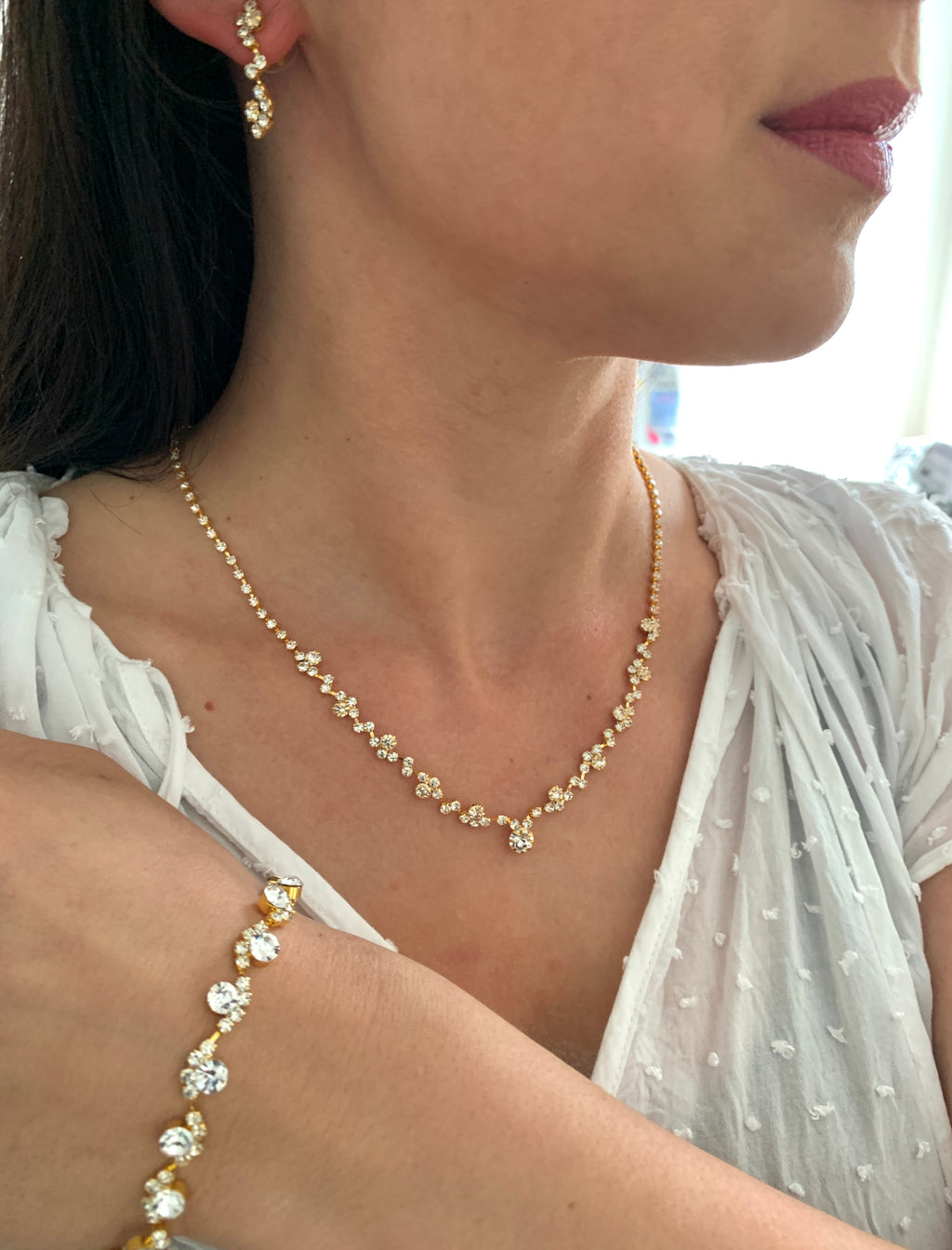 brautaccessoires-goldenes-diadem-und-schmuckset-mit-kristall-besatz-hochzeit