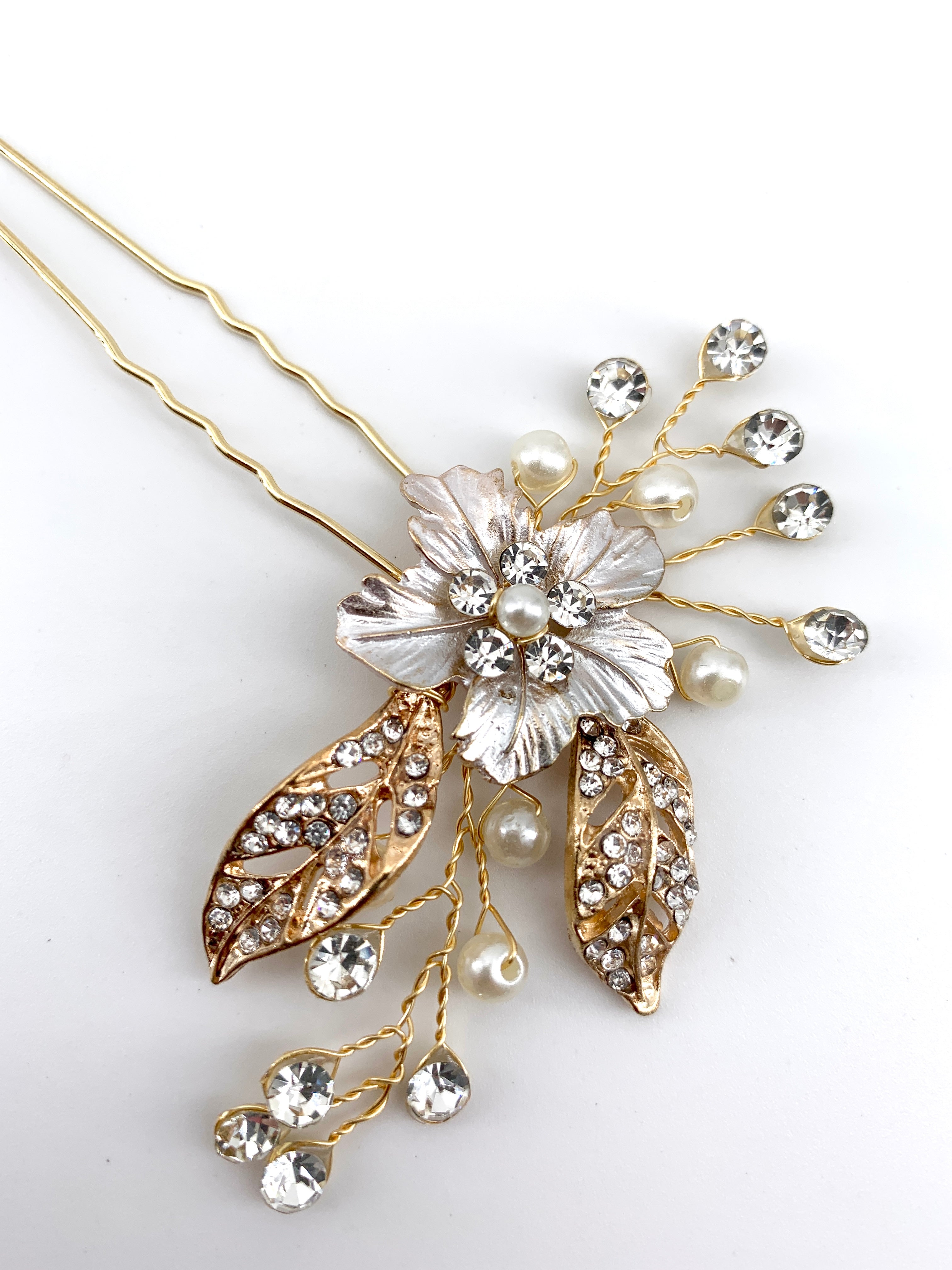Elegante Haarnadel Gold mit Strass & Blüten – Braut Haarschmuck für Hochzeit, Steckfrisuren & besondere Anlässe | ONDEGO®