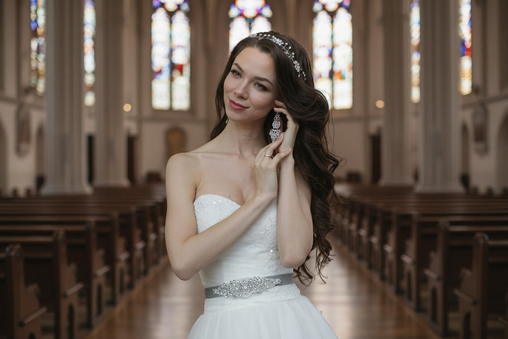 braut-haarschmuck-silber-drahtgearbeitet-mit-kristallsteinen
