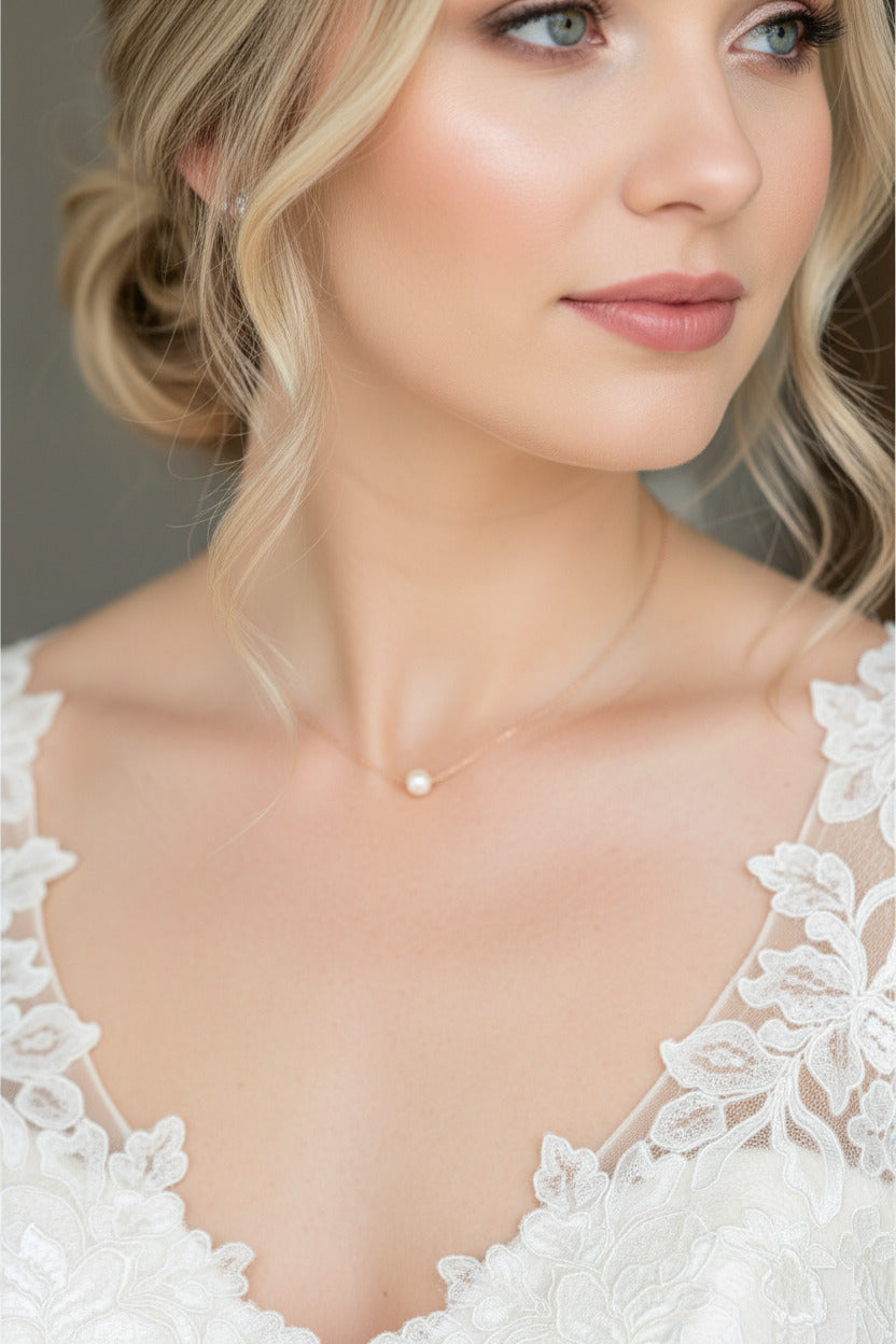 braut-rueckenkette-perle-lifestyle