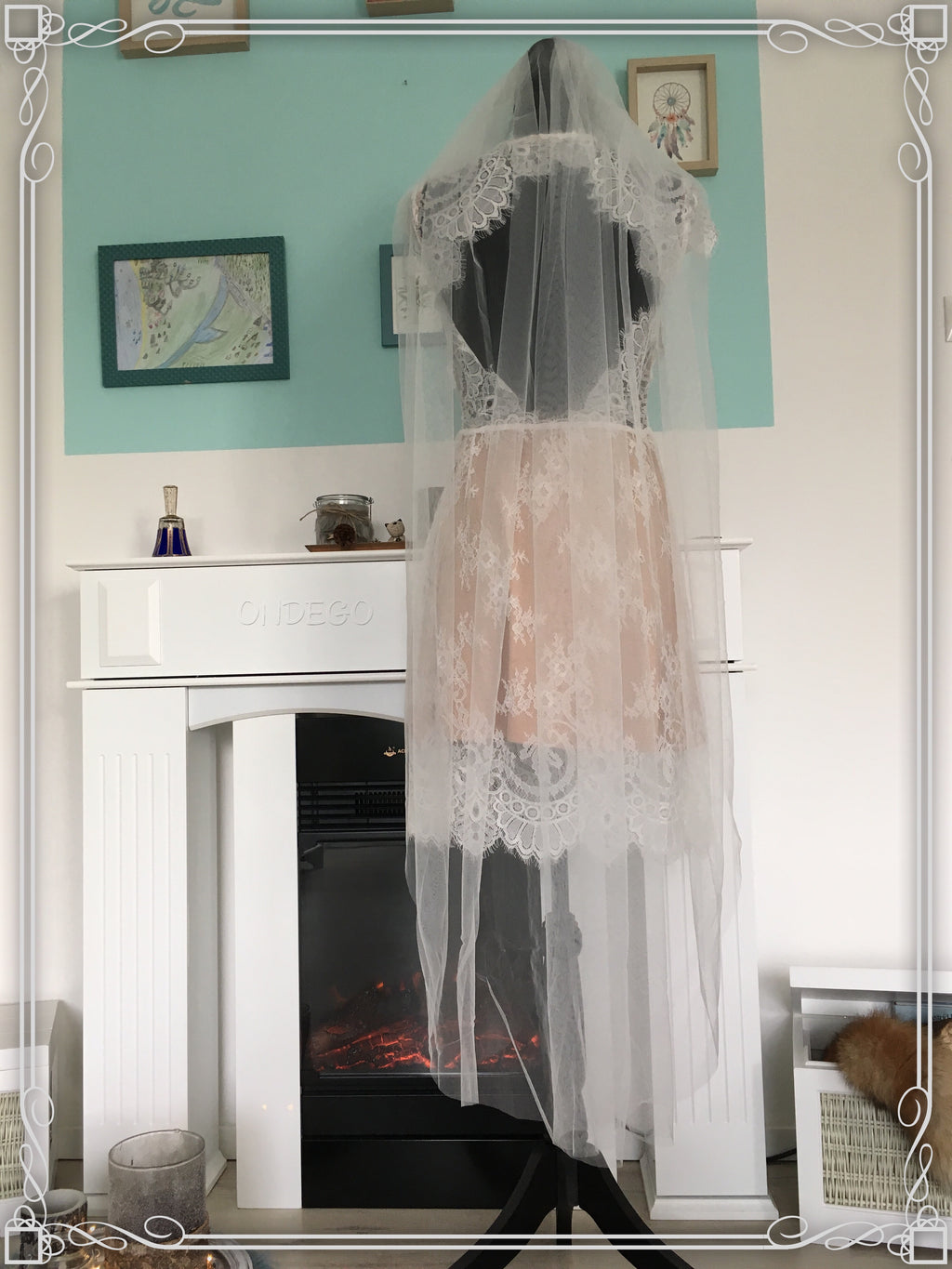 brautschleier-mit-spitze-lang-weiss-romantisch-brautmode