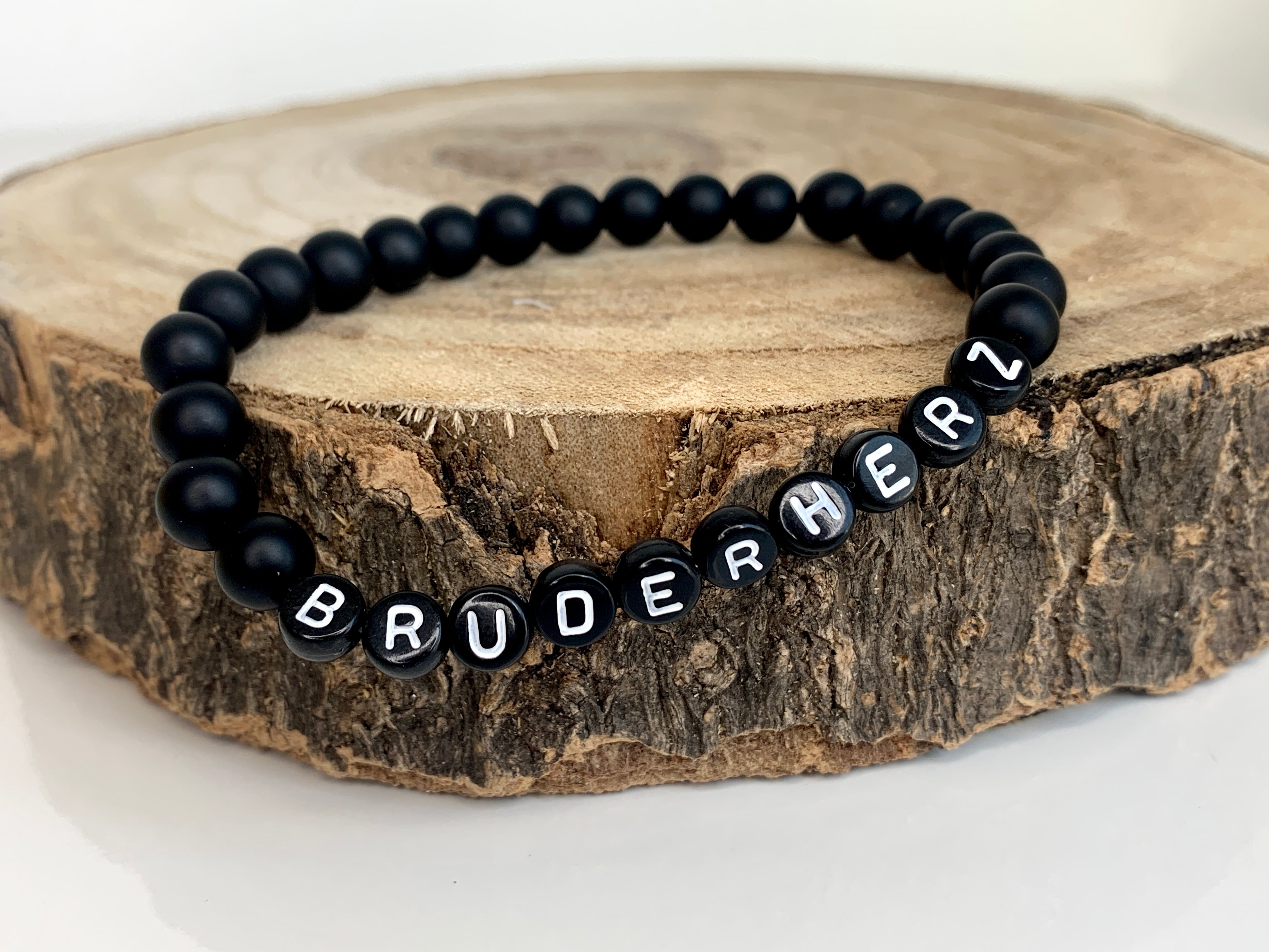 bruderherz-armband-onyx-naturstein-handarbeit-deutschland-herren-armband-mit-buchstabenperlen