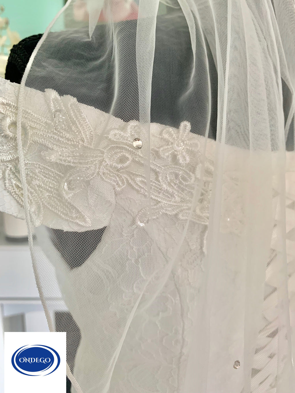 eleganter-brautschleier-75cm-feintuell-strassrand