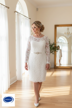 CURVY 3/4 Ivory Brautkleid – Figurbetontes Spitzen-Hochzeitskleid für Standesamt & Strandhochzeit | ONDEGO®