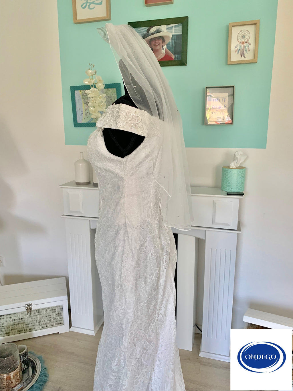 erstelle ein hintergrund umgebung in einem brautstudio