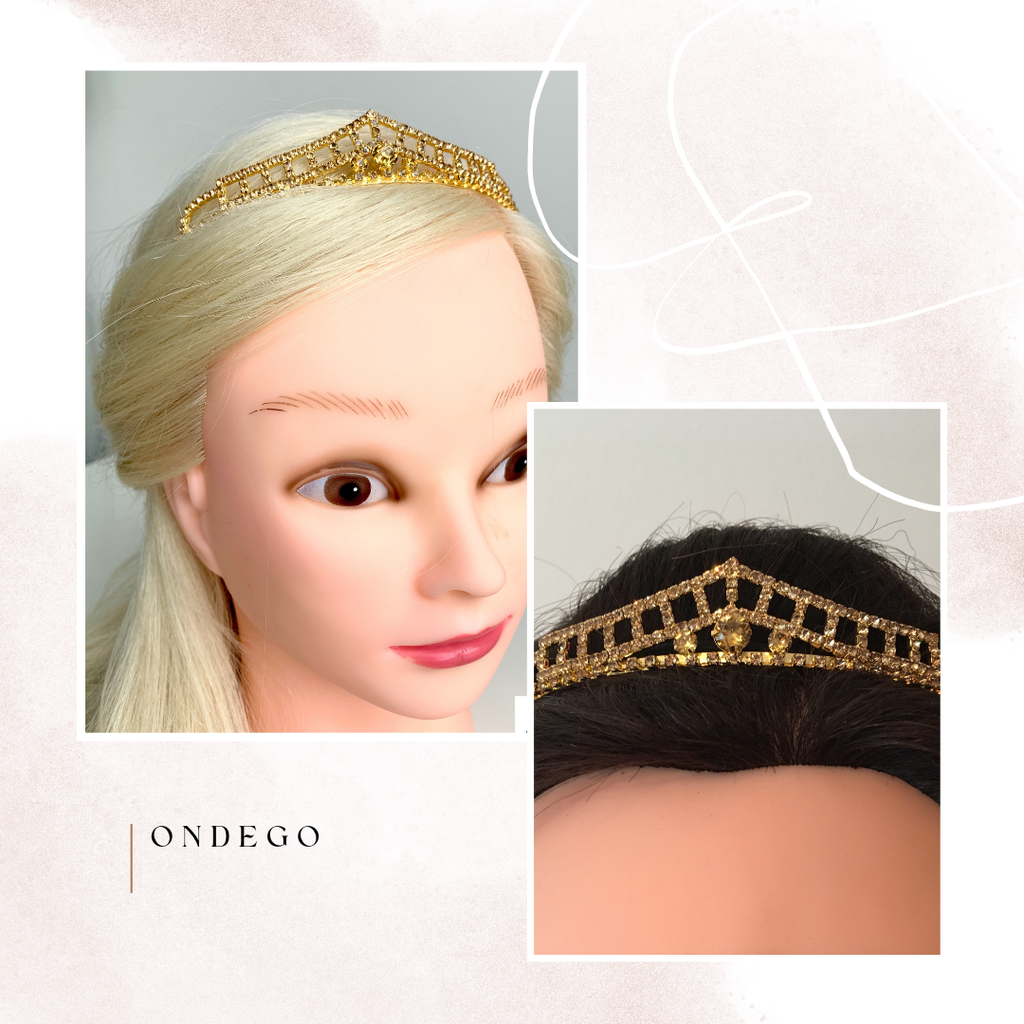 goldenes-diadem-mit-kristallen-auf-blondem-und-dunklem-mannequin-kopf-zweiteilige-darstellung-ondego