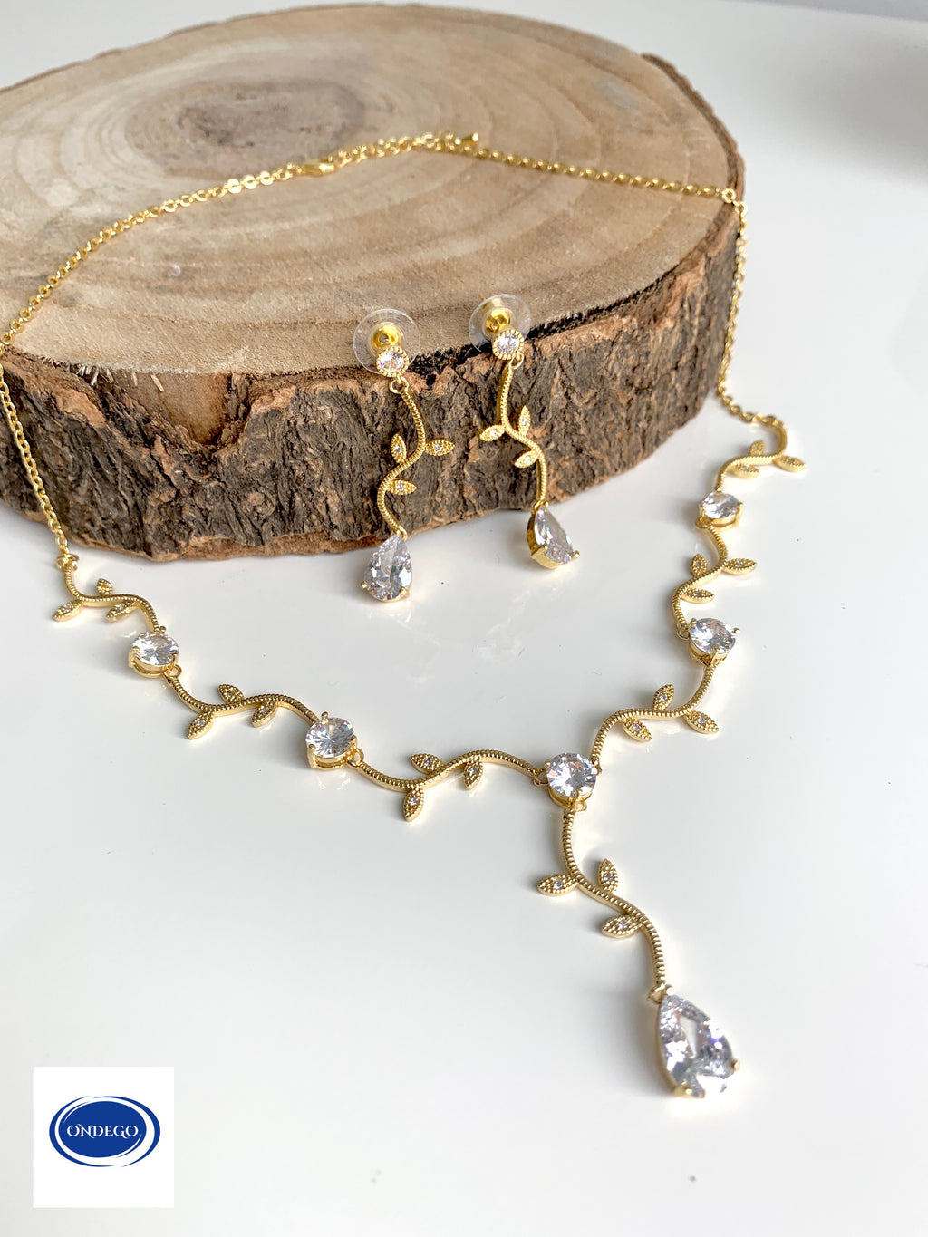 goldenes-hochzeitsschmuck-set-halskette-ohrringe