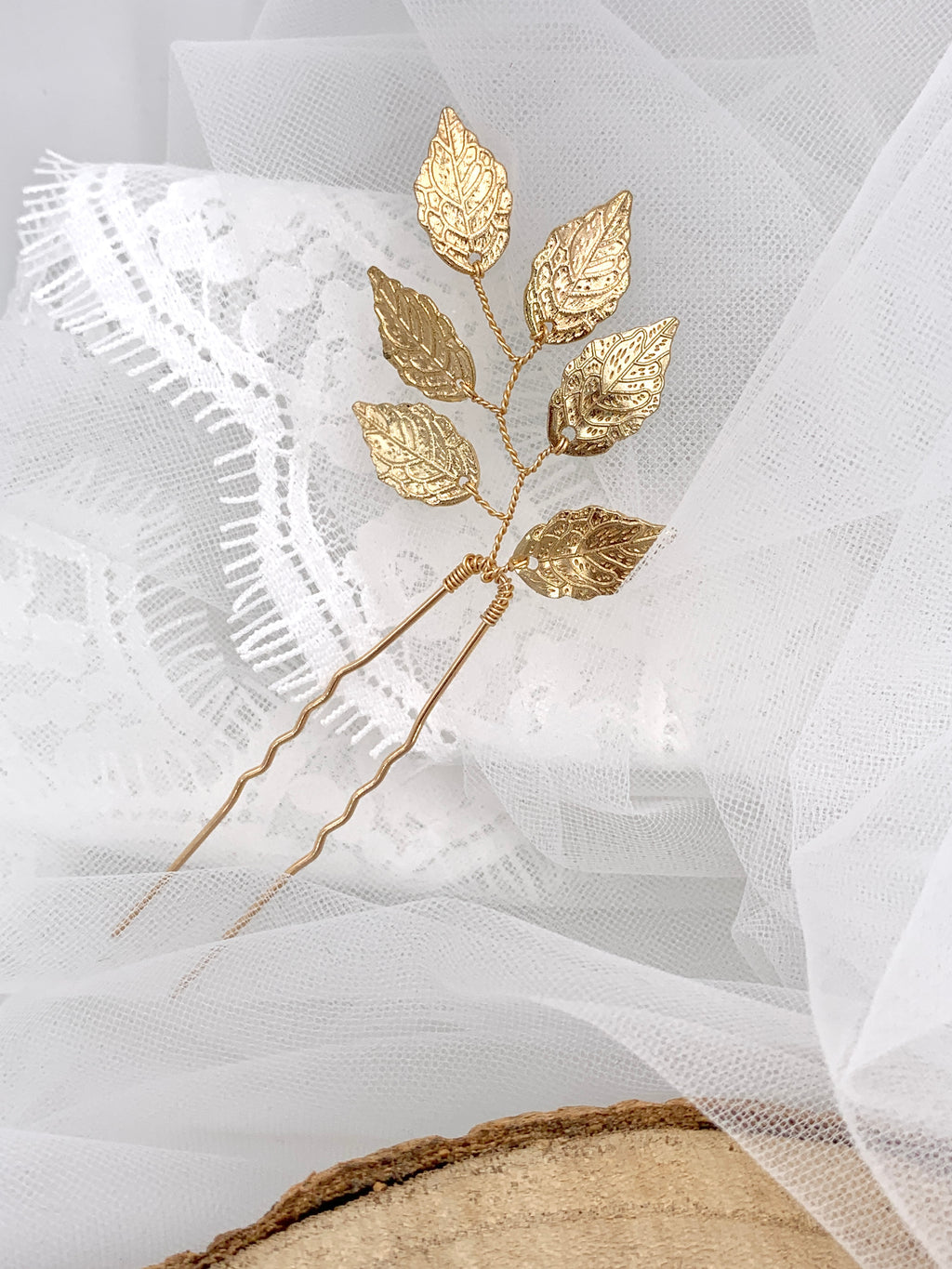 haarnadel-gold-braut-haarschmuck-mit-blattdesign