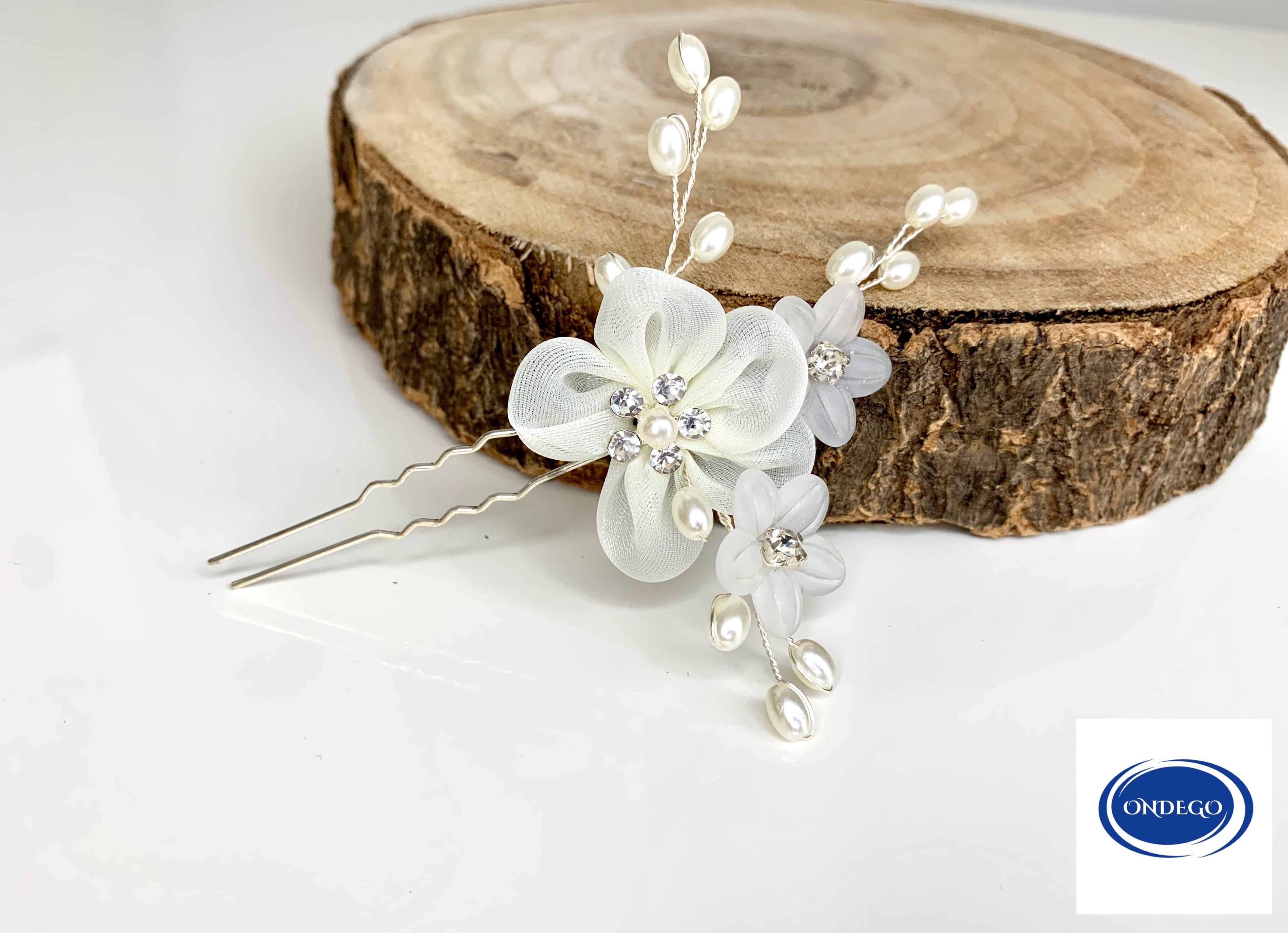 haarnadel-weiss-braut-frisur-accessoire