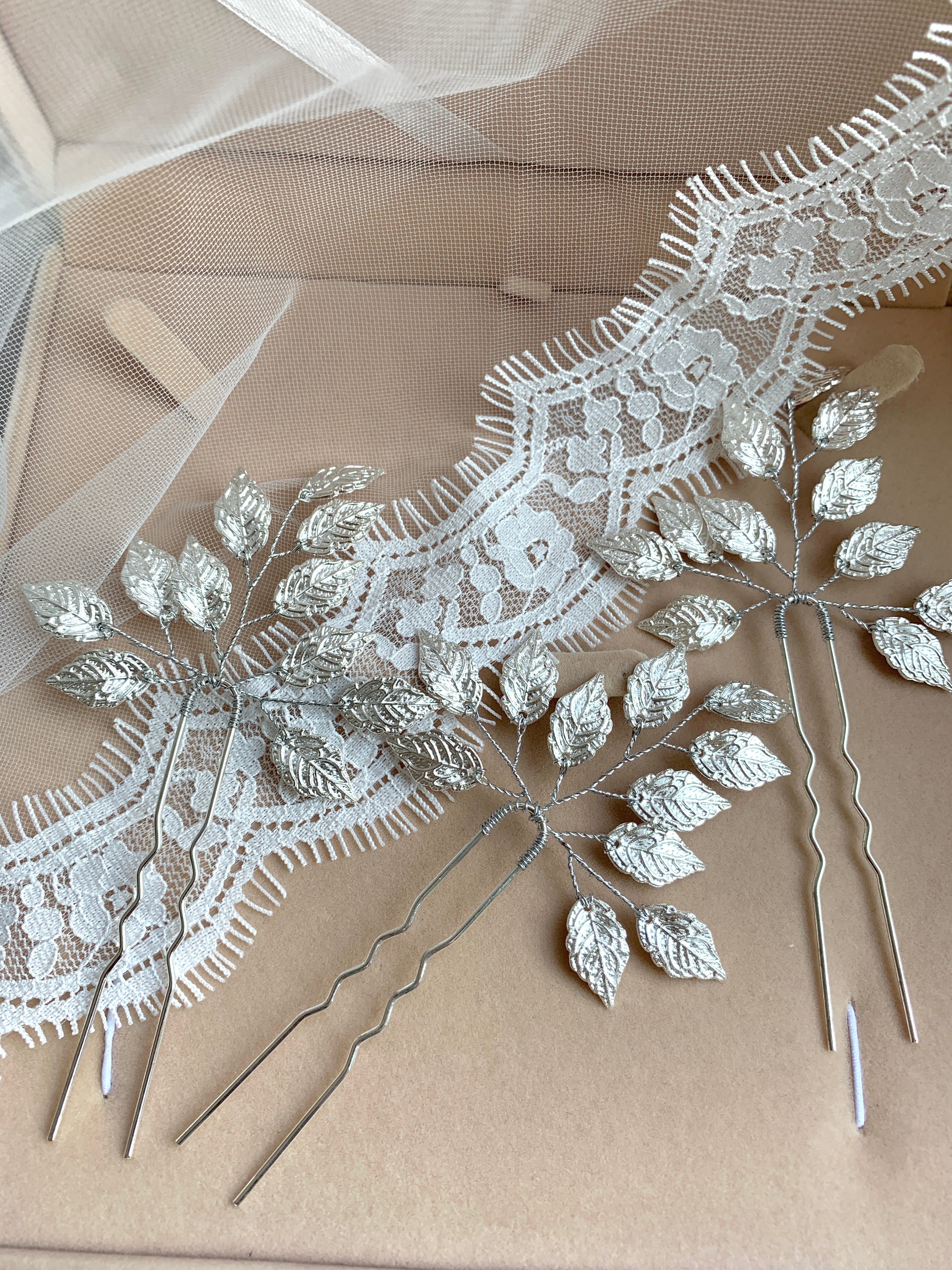 haarpin-silber-blätter-brautfrisur