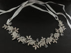 hochwertiger-braut-haarschmuck-silber-mit-kristallen-und-blueten