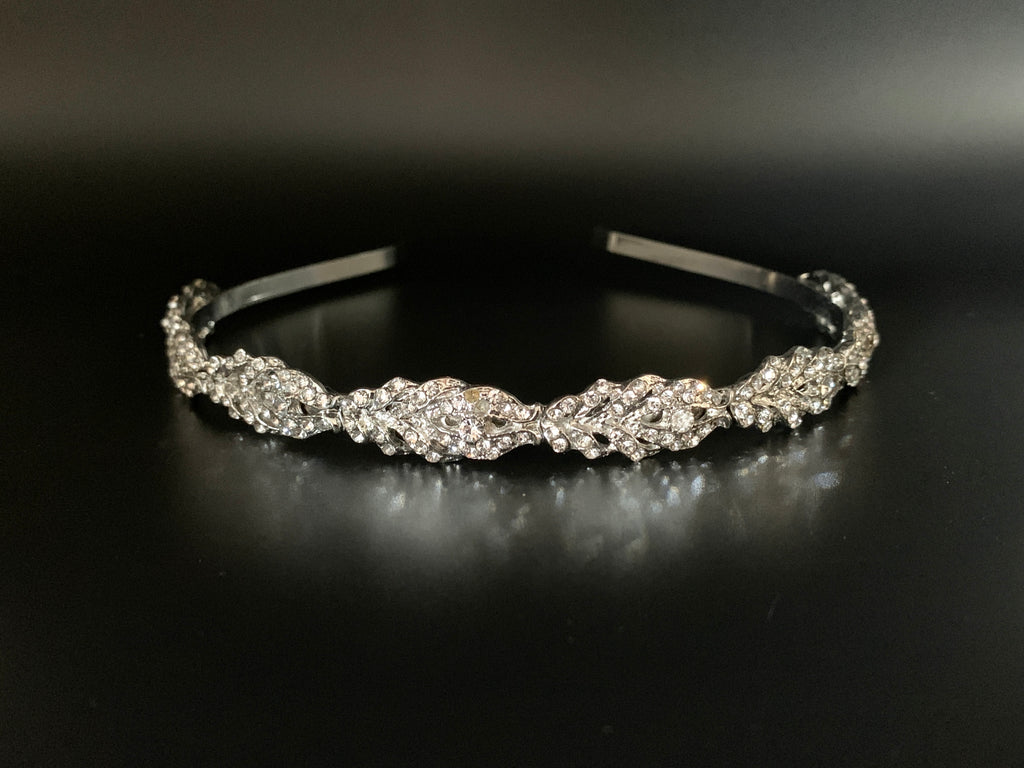 hochwertiger-brautreif-mit-kristallbesatz-und-filigranen-ornamenten