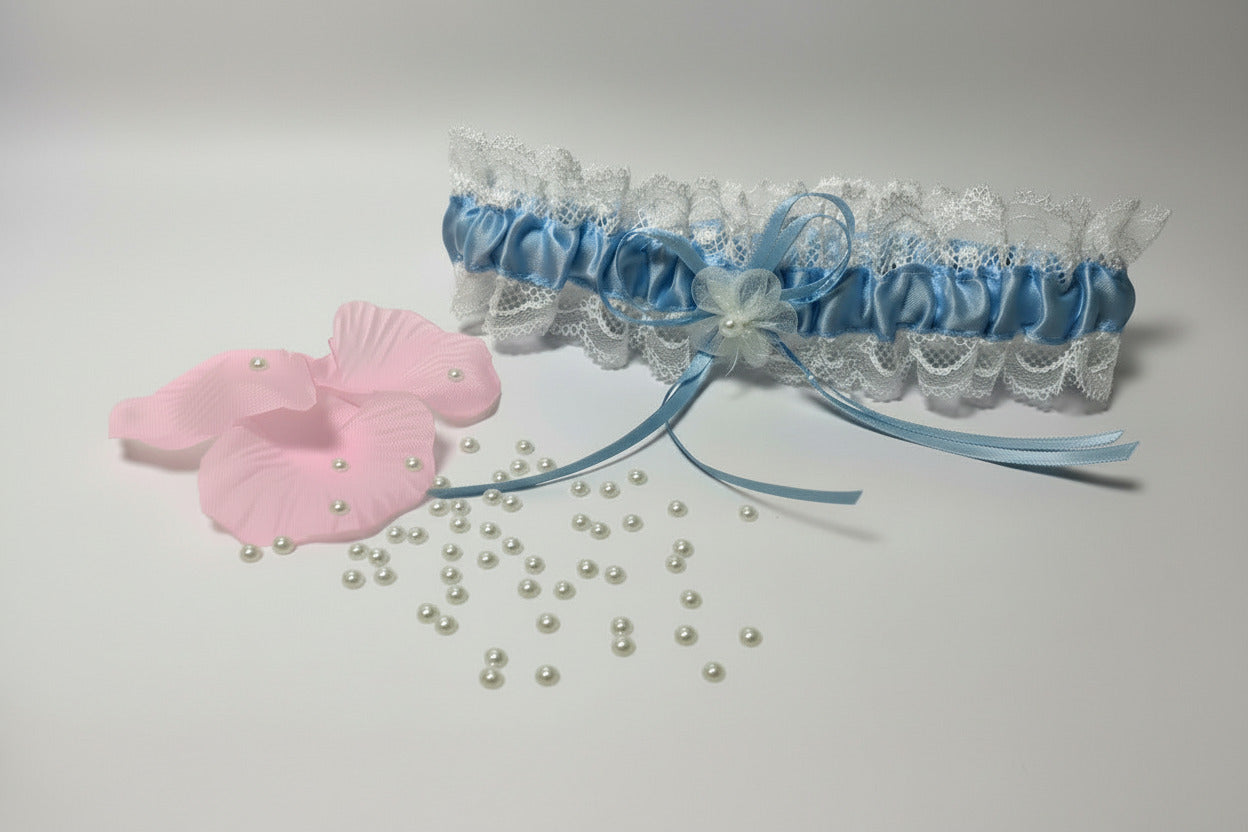 hochzeits-strumpfband-blau-weisse-spitze-brautmode