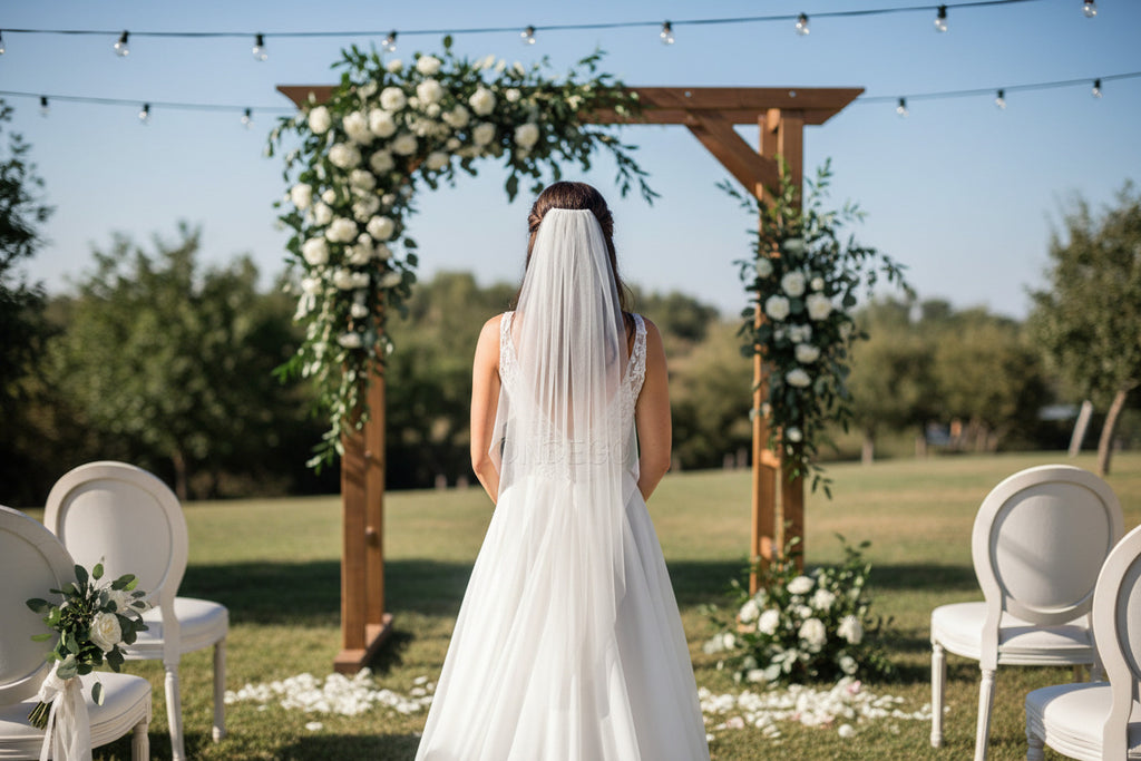 klassischer-brautschleier-kurz-mit-kamm