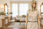 minimalistischer-brautguertel-gold-mit-hochglanz-finish-fuer-zeitlose-brautmode